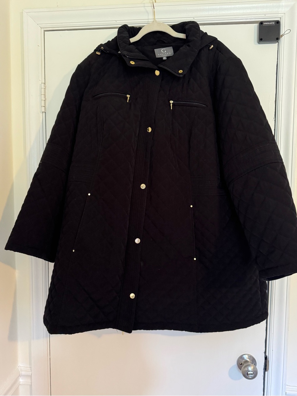 Gallery Black Quilted Hooded Puffer Coat with Gold-Tone Hardware